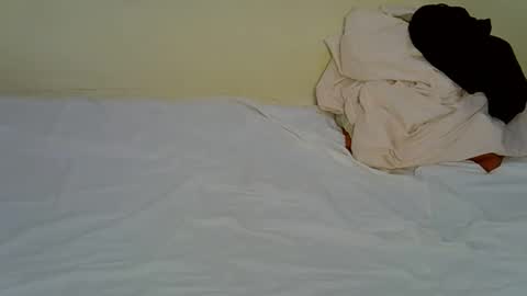 giant_couples online show from January 7, 2026, 5:54 am