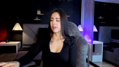 Snapshot of giapearl2 chatting on October 21, 2025, 1:12 pm Gia online show from October 21, 2025, 1:12 pm