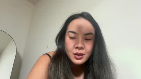 Snapshot of giathelibra chatting on September 8, 2025, 7:35 pm giathelibra online show from September 8, 2025, 7:35 pm