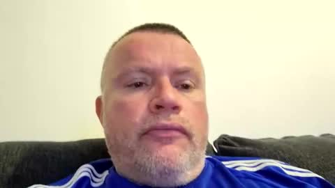 giddyup2222222 online show from April 14, 2026, 7:42 pm