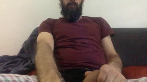 iggy online show from October 5, 2025, 7:17 am