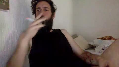 iggy online show from November 5, 2025, 12:49 pm