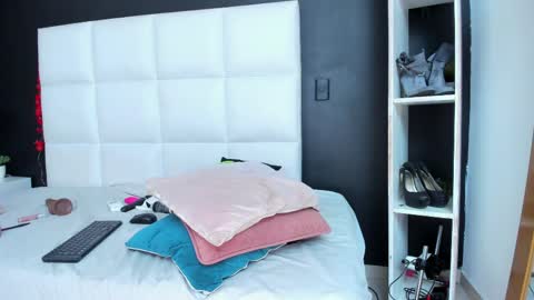 Gigi  online show from April 2, 2026, 4:37 pm