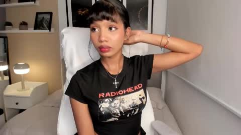 GIGI online show from October 16, 2025, 4:35 am