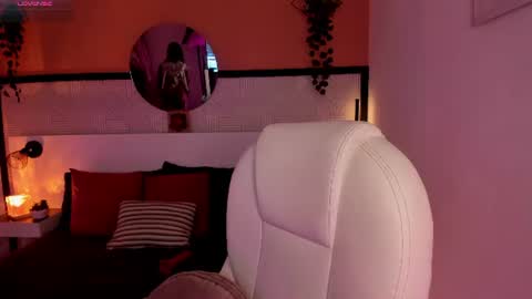 GIGI online show from June 17, 2026, 7:22 am