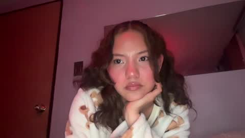 Gigi3 online show from June 14, 2026, 6:48 am