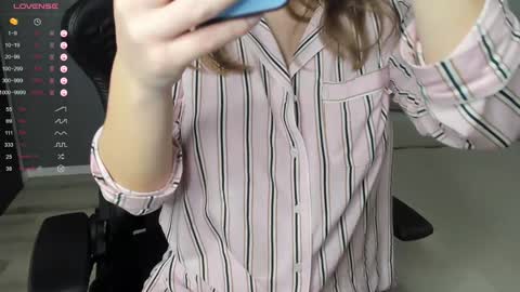 gigihadd online show from December 31, 2024, 3:09 pm