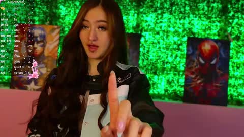Snapshot of gigii_hadiidd chatting on January 17, 2025, 2:50 pm Gisel online show from January 17, 2025, 2:50 pm