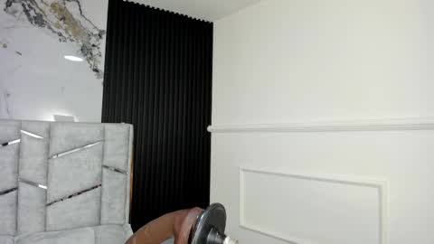 Gigi Doll online show from October 10, 2025, 11:20 am