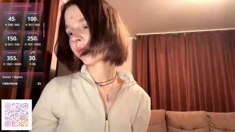 Snapshot of gigikray chatting on October 24, 2025, 7:32 pm Molly online show from October 24, 2025, 7:32 pm