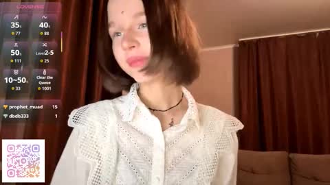 Snapshot of gigikray chatting on October 25, 2025, 7:30 pm Molly online show from October 25, 2025, 7:30 pm