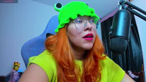 gigimooon online show from February 22, 2026, 1:29 am