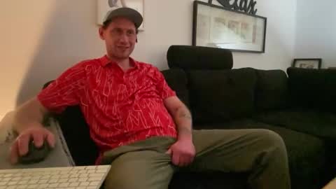 Sebastian online show from November 28, 2025, 3:42 am