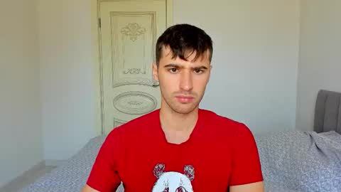 gilbertogonzales online show from September 13, 2025, 7:41 am