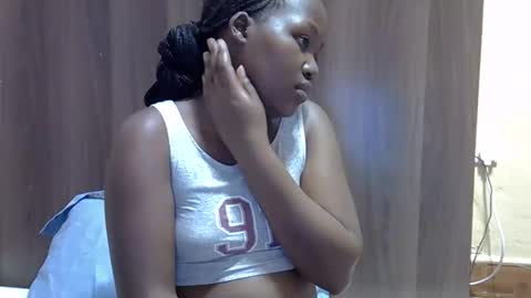 Snapshot of gina_sassy chatting on October 25, 2025, 8:03 pm Adiliah online show from October 25, 2025, 8:03 pm