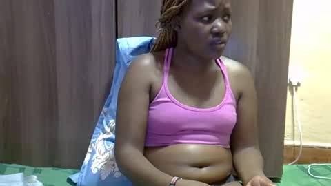 Snapshot of gina_sassy chatting on November 12, 2025, 9:53 am Adiliah online show from November 12, 2025, 9:53 am