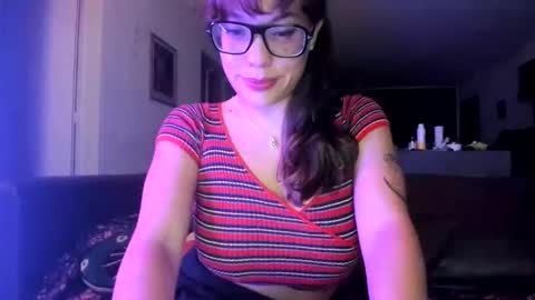 Snapshot of ginakatana chatting on February 9, 2025, 6:01 am Gina Katana online show from February 9, 2025, 6:01 am