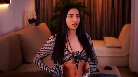 Gina online show from February 12, 2025, 8:07 pm