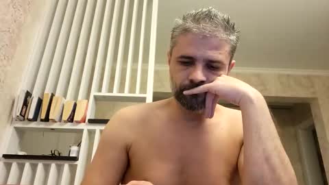 Snapshot of gindrie chatting on November 15, 2025, 6:37 pm Gabriel online show from November 15, 2025, 6:37 pm