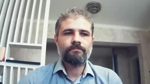 Snapshot of gindrie chatting on December 4, 2025, 10:24 am Gabriel online show from December 4, 2025, 10:24 am