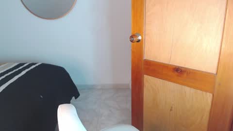 Snapshot of gined_love1 chatting on December 29, 2024, 3:33 am - online show from December 29, 2024, 3:33 am