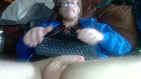 Snapshot of gingasnapz8inch chatting on March 8, 2025, 4:17 pm gingasnapz8inch online show from March 8, 2025, 4:17 pm