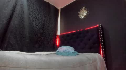 Miss online show from December 10, 2024, 6:17 pm