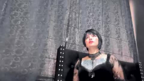 Miss online show from January 16, 2026, 8:02 pm