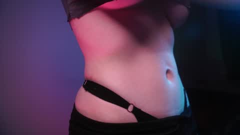        im expecting 350 thumbs up on my altar   online show from December 27, 2024, 1:11 am