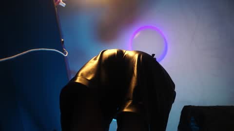        im expecting 350 thumbs up on my altar   online show from December 28, 2024, 4:08 am