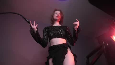        im expecting 350 thumbs up on my altar   online show from February 22, 2025, 4:18 am