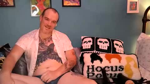 Ginger McC online show from October 18, 2025, 12:13 am