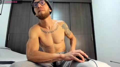 Snapshot of gingerale212 chatting on February 17, 2025, 11:42 pm Ginger online show from February 17, 2025, 11:42 pm