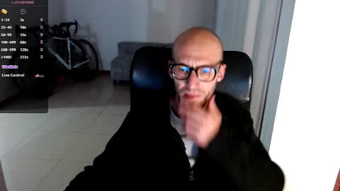 Snapshot of gingerale212 chatting on January 14, 2026, 11:09 pm Ginger online show from January 14, 2026, 11:09 pm