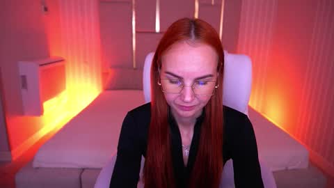 Snapshot of gingergazee chatting on November 3, 2025, 8:04 am GinegerGazee online show from November 3, 2025, 8:04 am