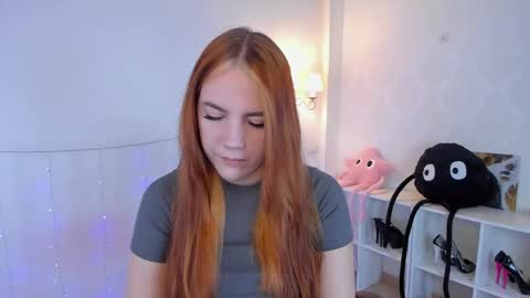 gingerr_pie online show from September 30, 2025, 6:35 pm