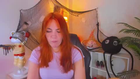 gingerr_pie online show from November 4, 2025, 7:02 pm
