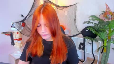 gingerr_pie online show from November 12, 2025, 7:03 pm