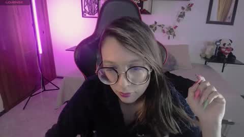 ginny11_ online show from March 17, 2026, 12:30 pm