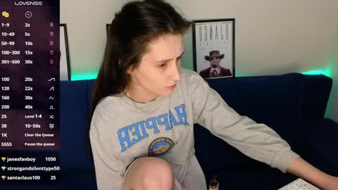 Snapshot of ginnyg_ chatting on December 21, 2024, 12:20 am Ginnyg online show from December 21, 2024, 12:20 am