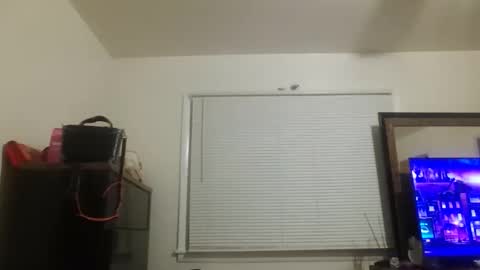 Snapshot of gino_crazy87 chatting on June 1, 2026, 1:40 am gino_crazy87 online show from June 1, 2026, 1:40 am