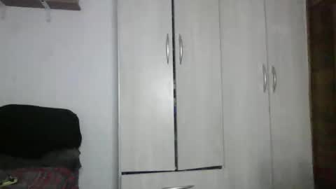 Snapshot of ginon293 chatting on March 6, 2025, 9:36 am emahot online show from March 6, 2025, 9:36 am