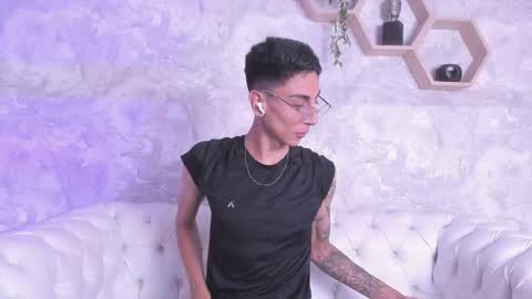 Snapshot of gio_carangi chatting on February 1, 2026, 3:16 am Gio Carangi online show from February 1, 2026, 3:16 am