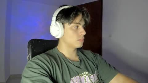 GioRusso online show from September 28, 2025, 10:48 pm