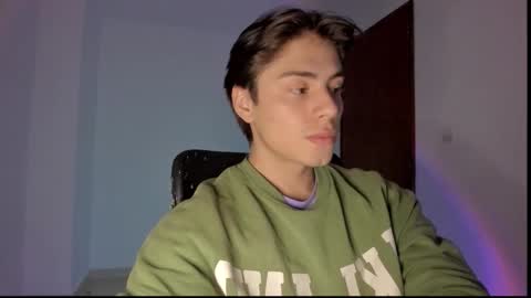 GioRusso online show from October 17, 2025, 4:59 am