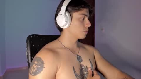 GioRusso online show from October 22, 2025, 10:53 pm