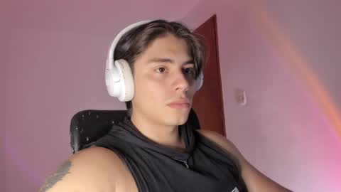 GioRusso online show from April 6, 2026, 12:52 am