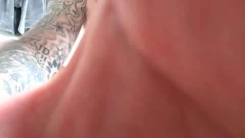 Snapshot of giordano4life chatting on October 22, 2025, 6:51 pm TheHoeD online show from October 22, 2025, 6:51 pm