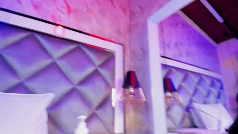 Snapshot of giorgia_13 chatting on January 10, 2025, 9:23 am giorgia online show from January 10, 2025, 9:23 am