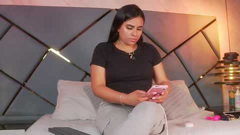 Snapshot of giorgia_13 chatting on October 23, 2025, 3:06 am giorgia online show from October 23, 2025, 3:06 am